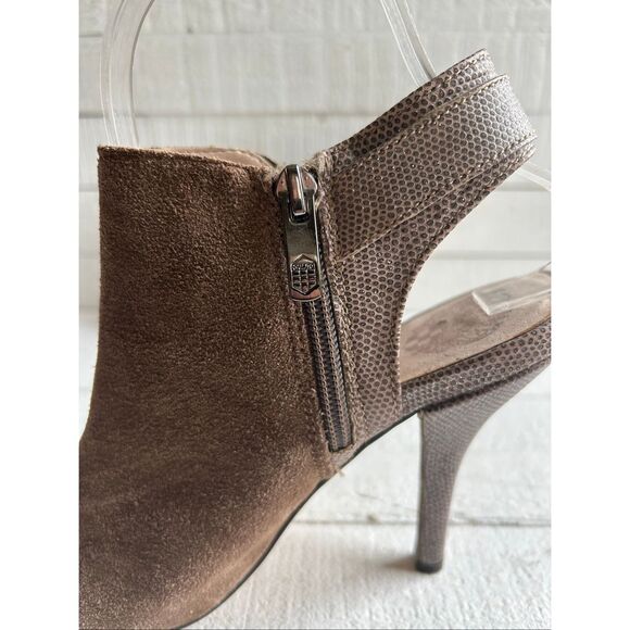 Vince Camuto Women’s Suede Peep Toe Heels Brown Cutout Booties Size 7B - Picture 1 of 8